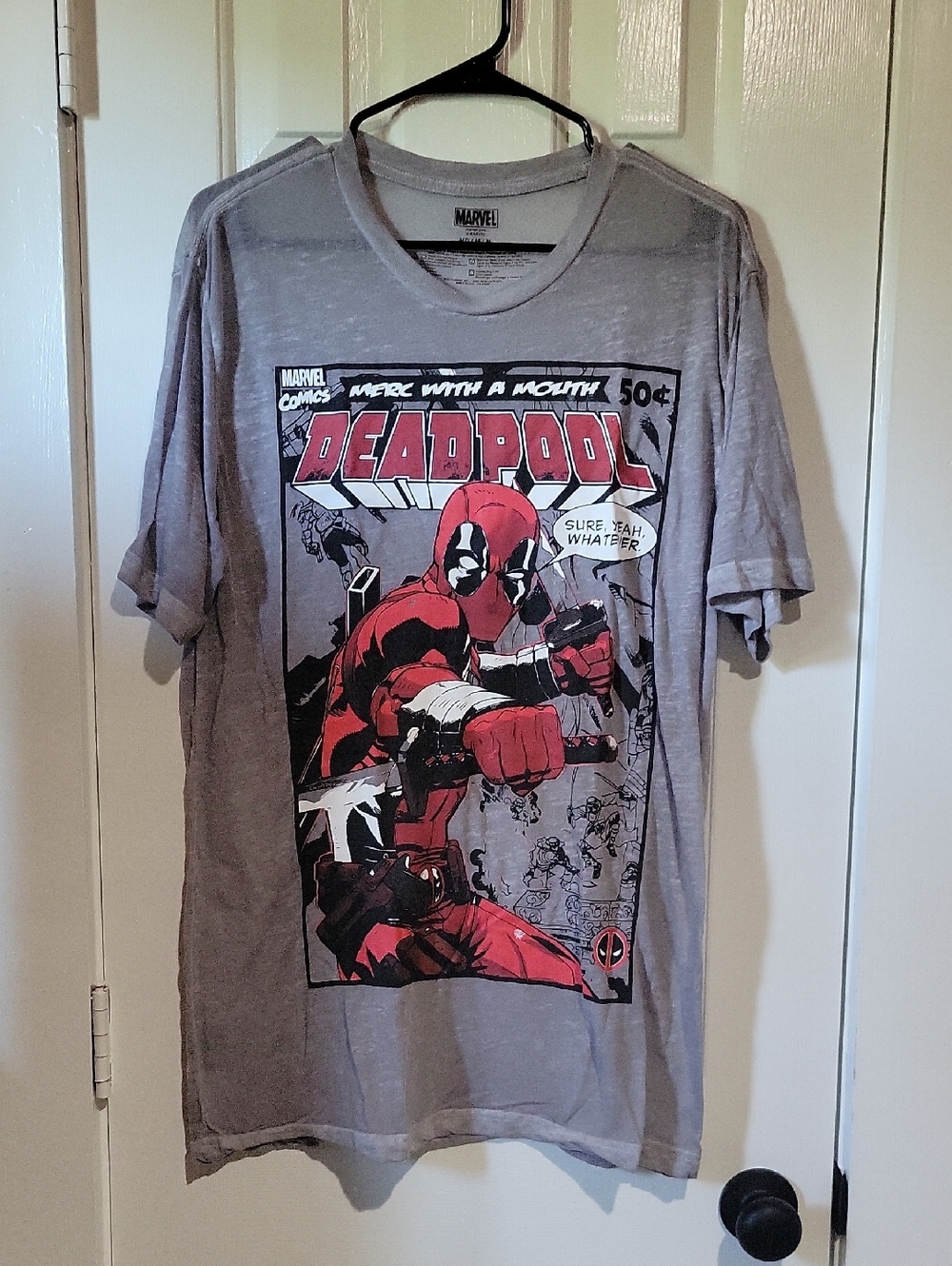 Marvel Deadpool Gray Red Graphic Short Sleeve Tee